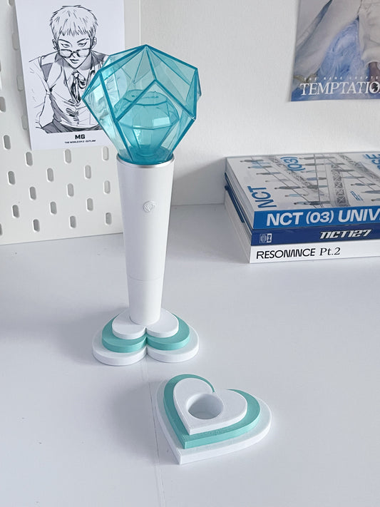 Shinee lightstick holder