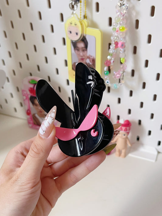 Ateez Mito hairclip