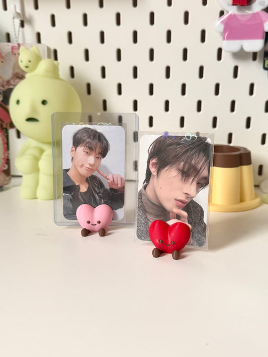 Heart toploader holder