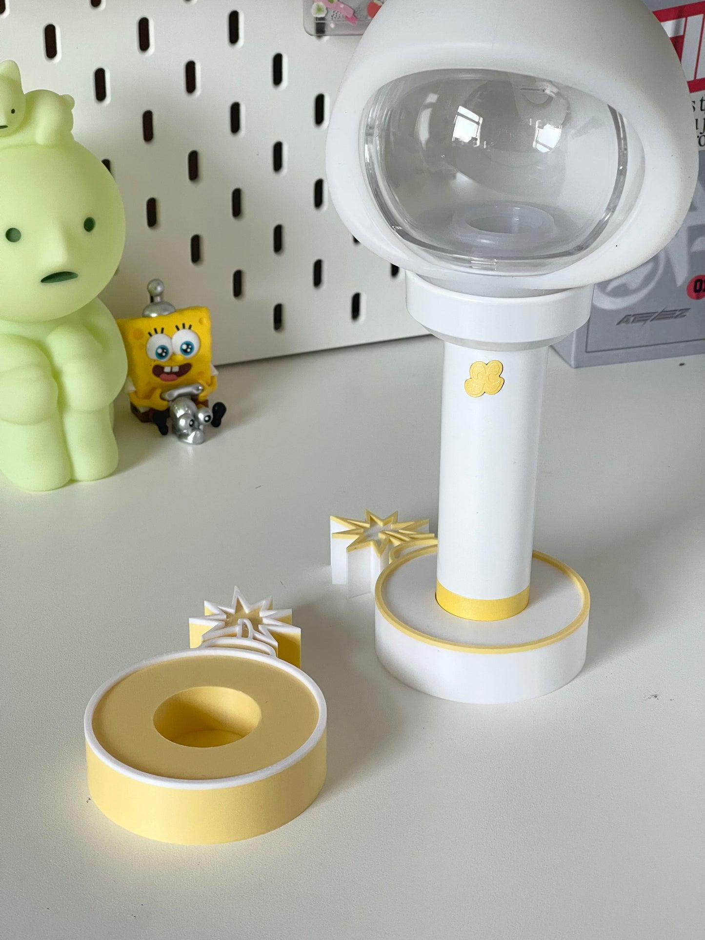 Xikers lightstick holder