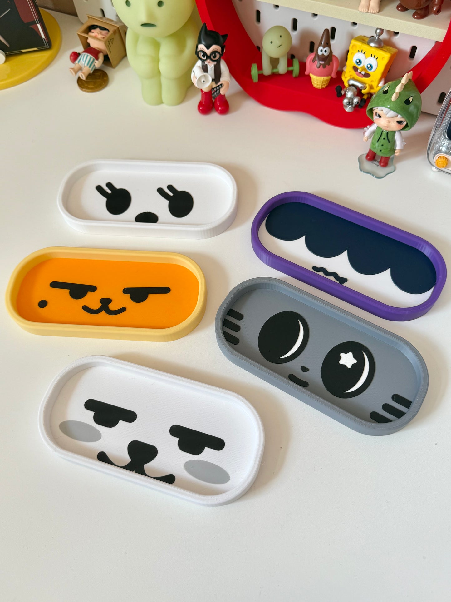 Txt glasses tray / trinket dish