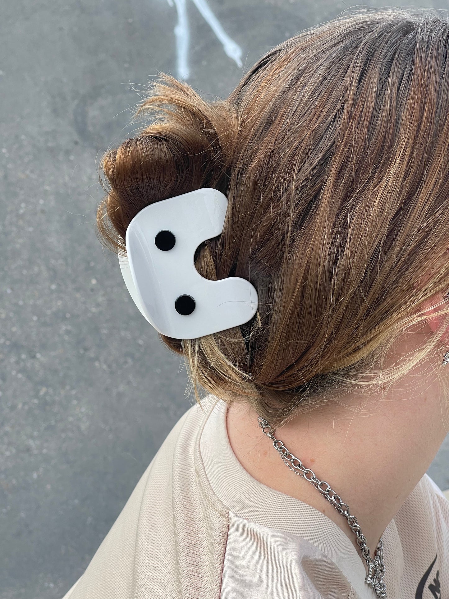 New Jeans lightstick hair clip