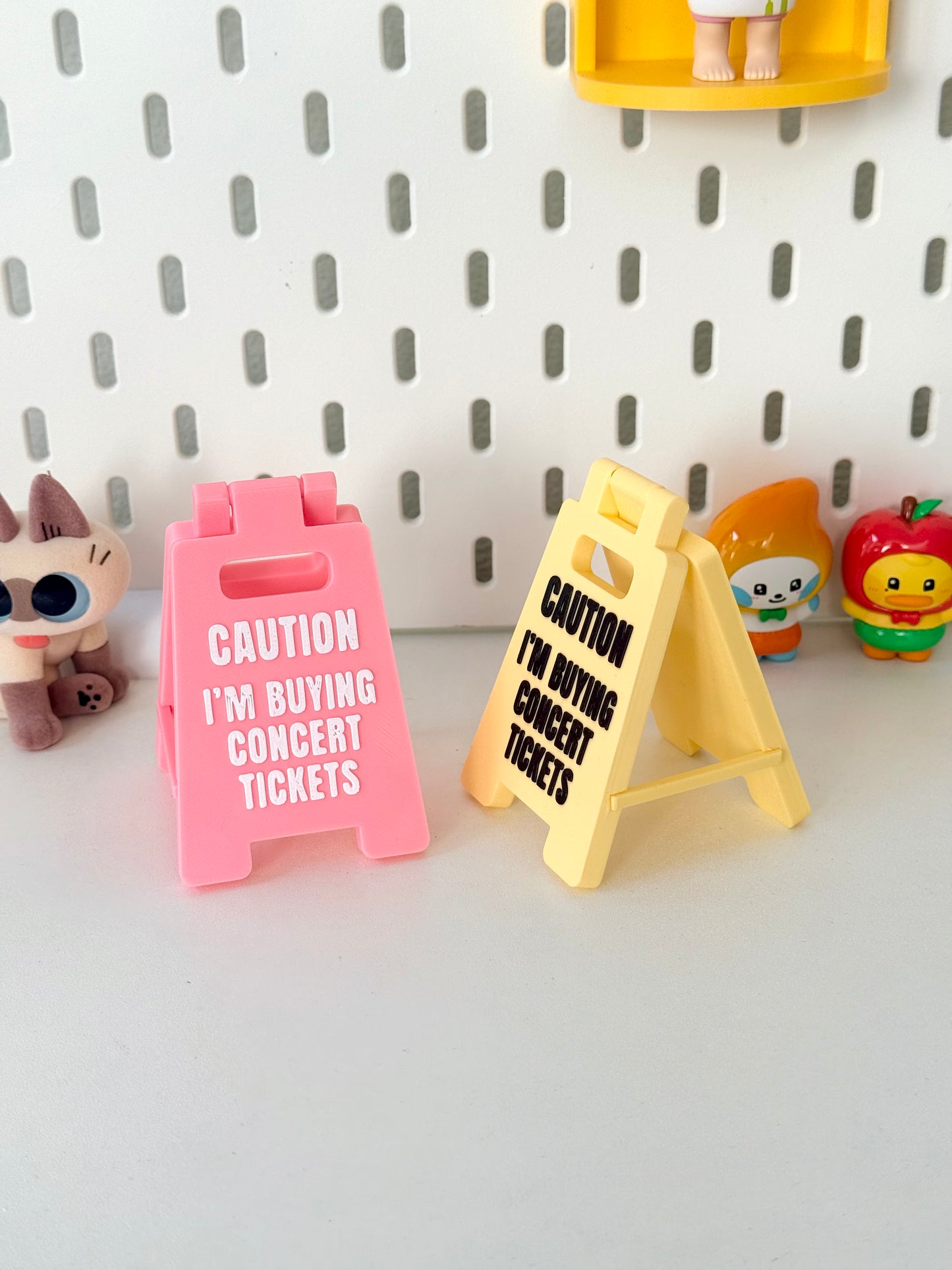 Caution desk sign!