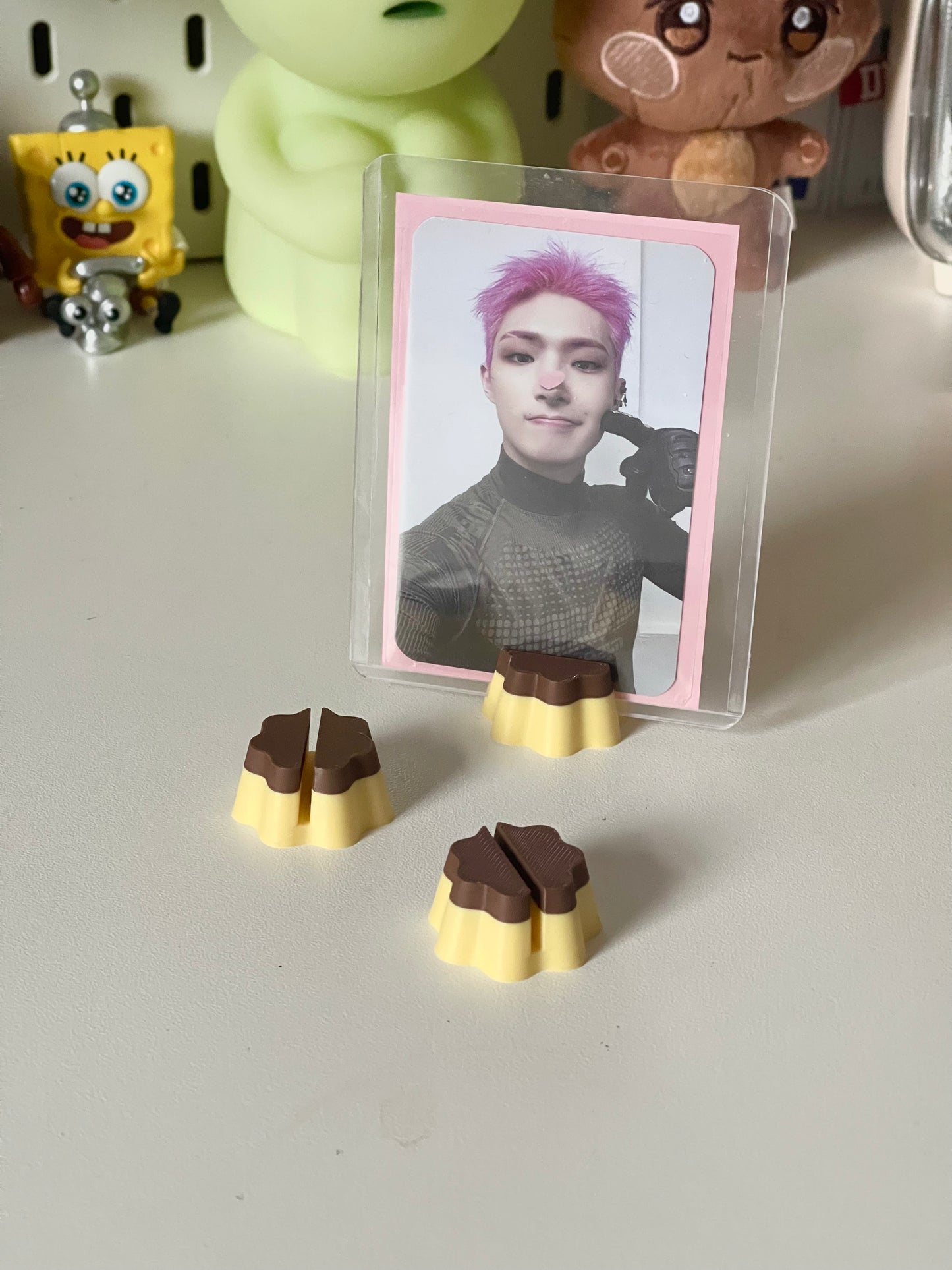 Pudding toploader holder