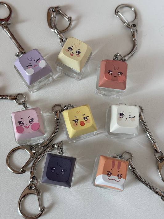 Aniteez keycap fidget keychain