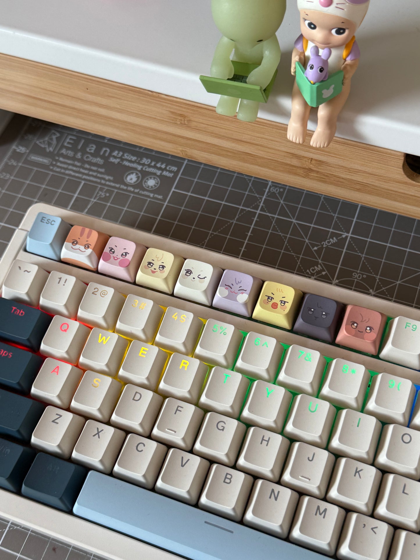 [ PREORDER! ] Aniteez keycap keychain!