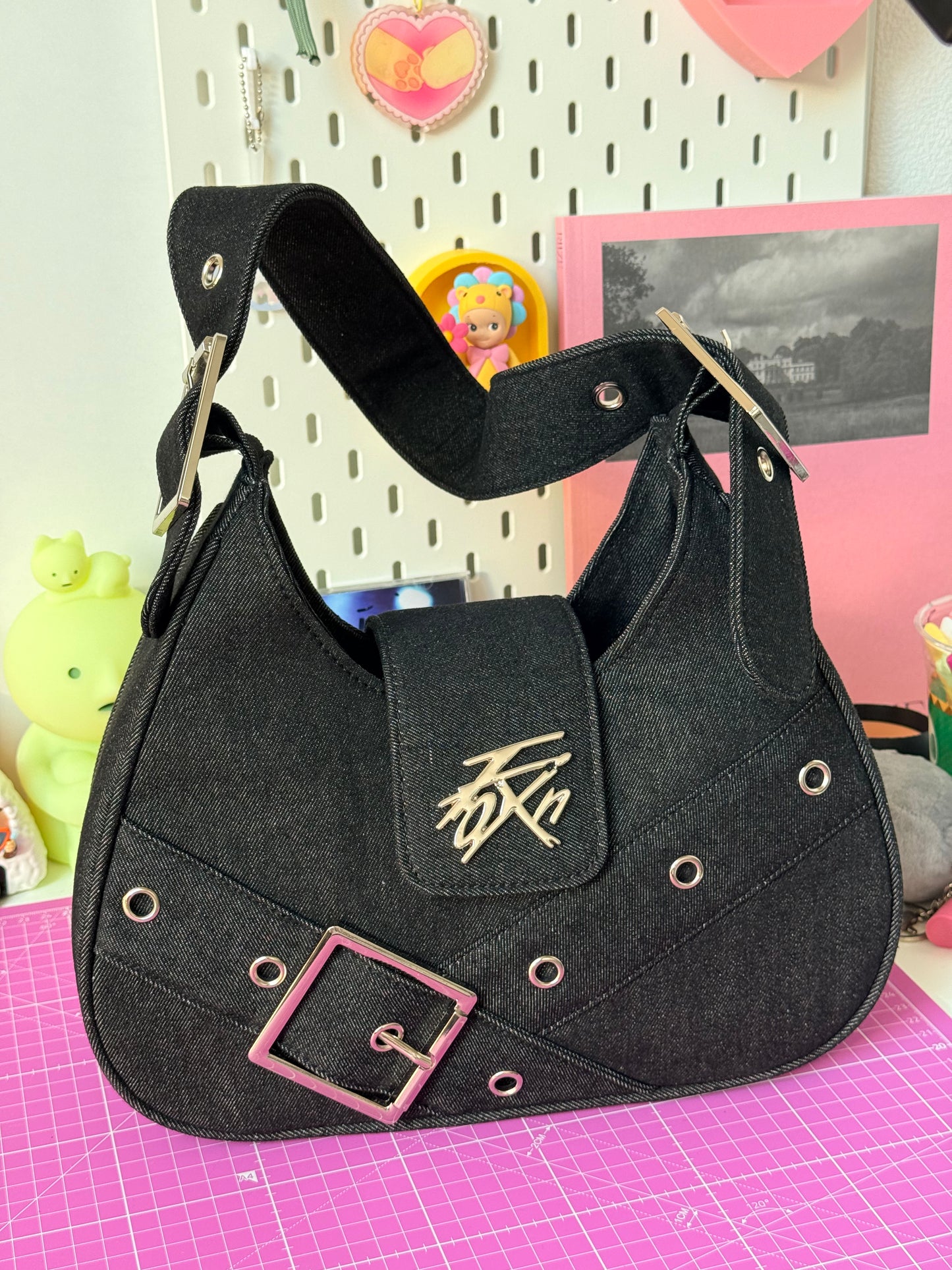 [ COMING SOON ] Mingi "FIX ON" shoulder bag