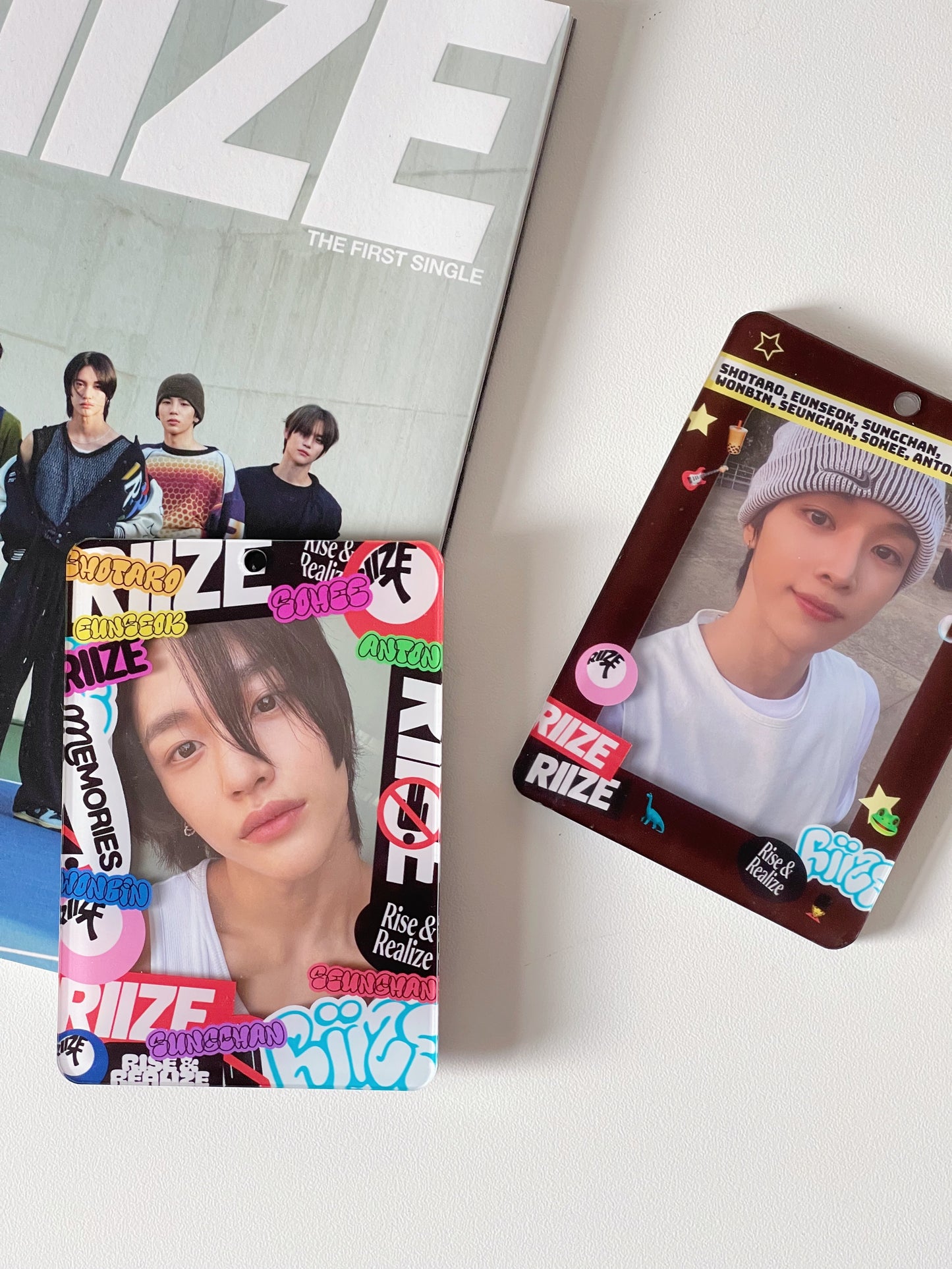 Riize acrylic double sided photocard holder