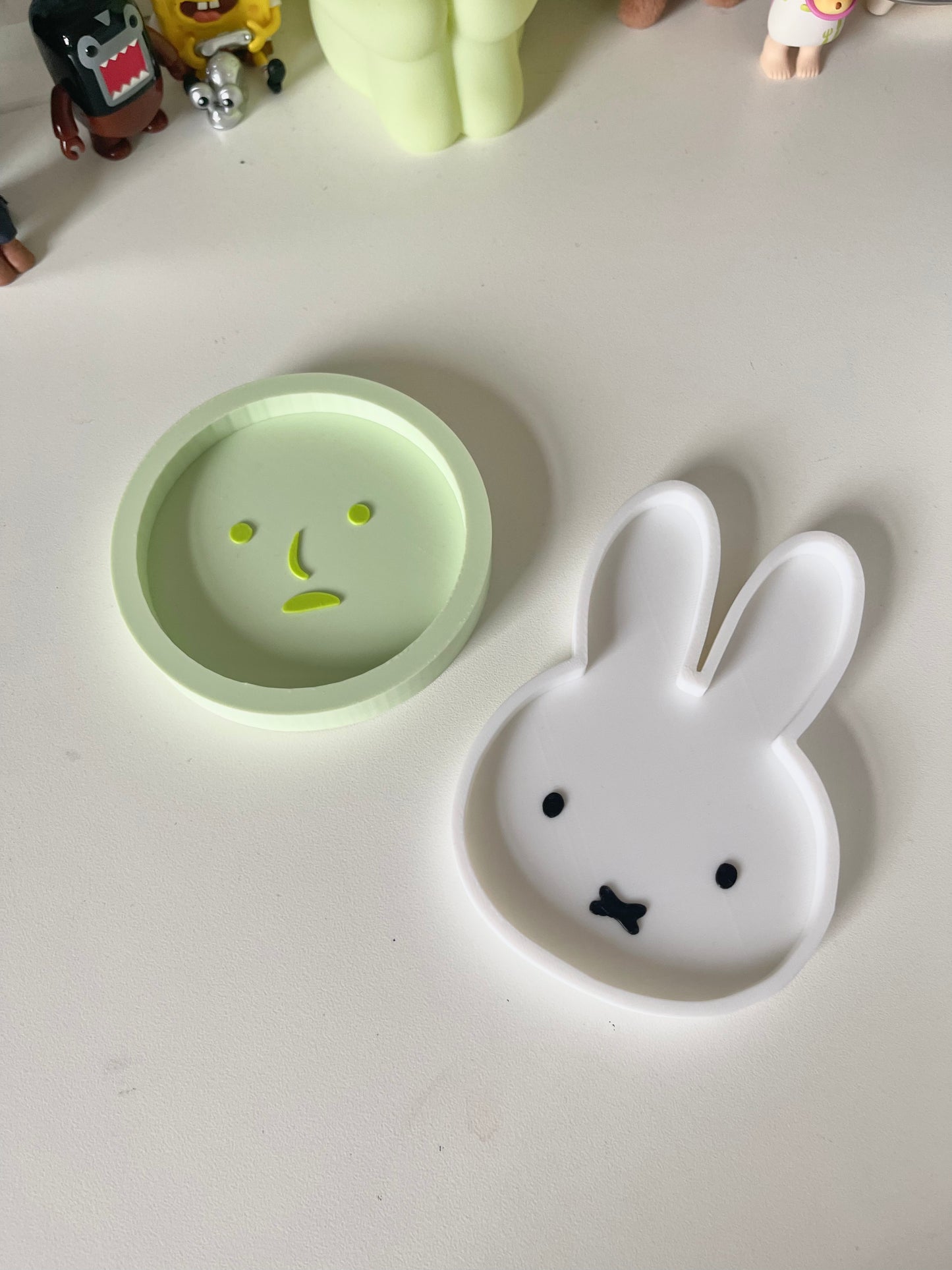 [ Secret shop! ]  Bunny and alien trinket dish